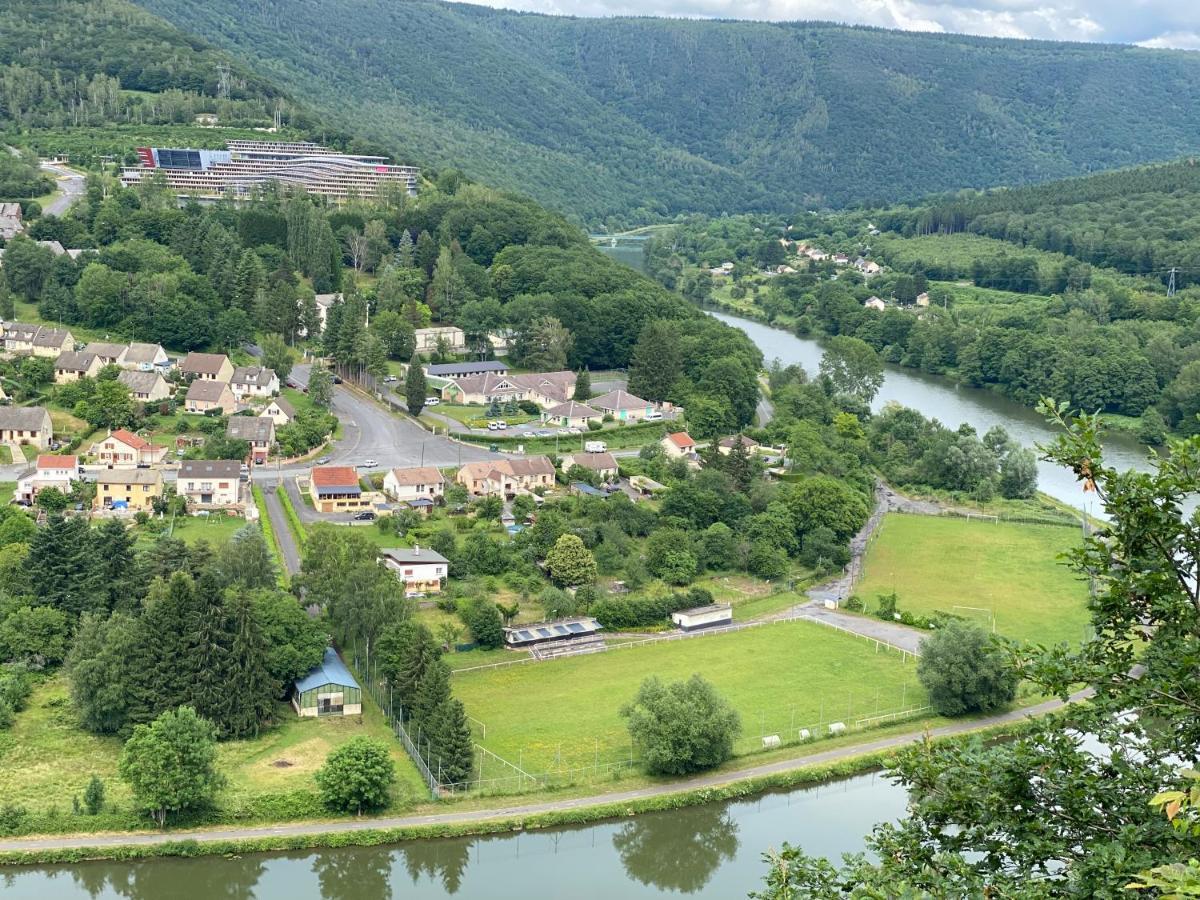 Le Huit Villa Fumay Buitenkant foto